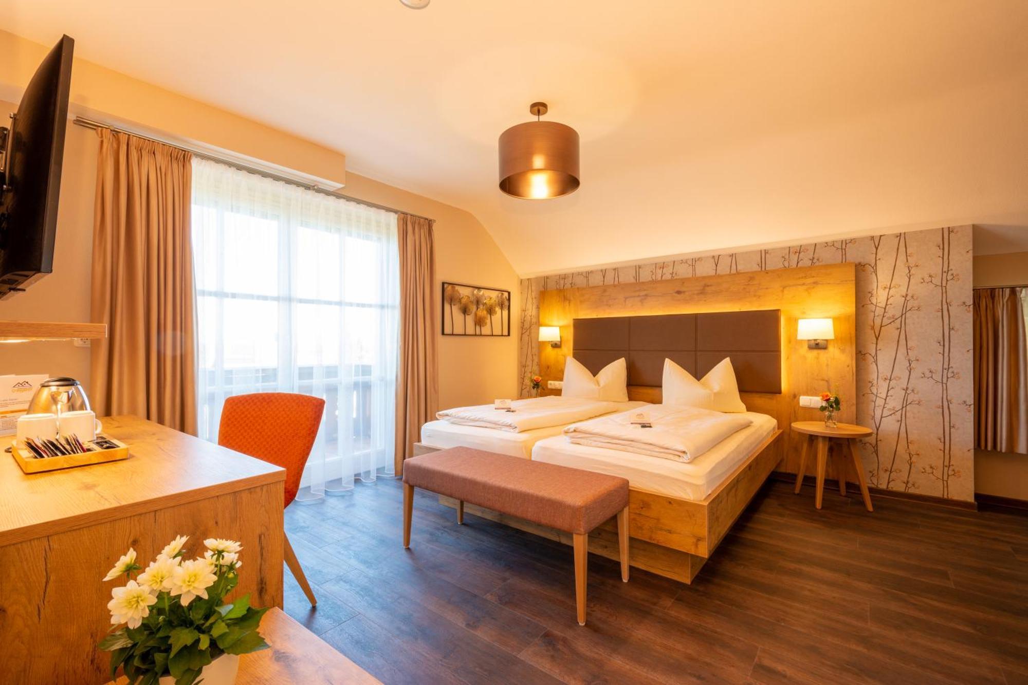 Boutique Hotel Angerer 뮈르나우암슈타펠지 외부 사진
